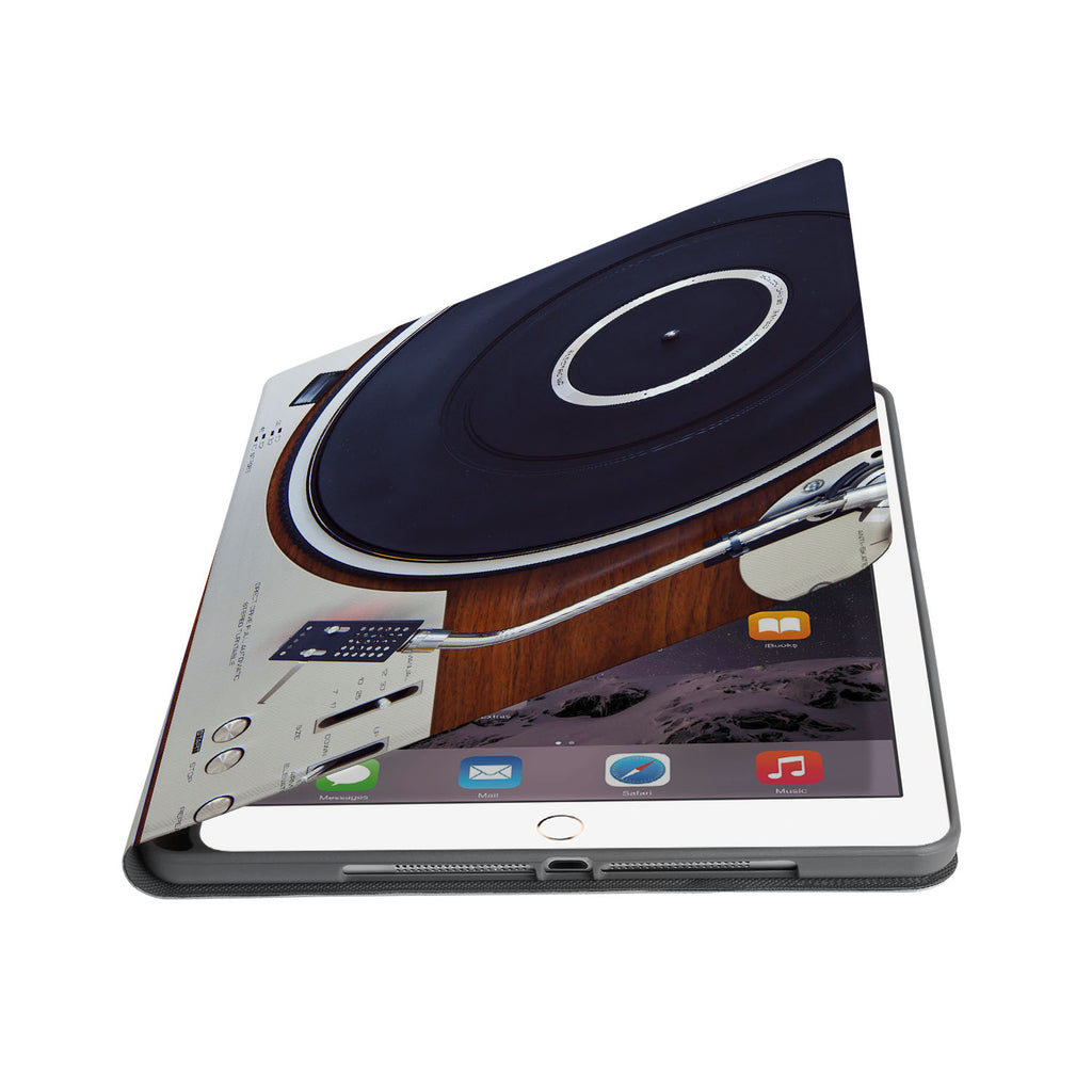 Auto wake and sleep function of the personalized iPad folio case with Retro Vintage design