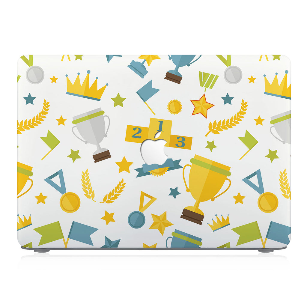 This lightweight, slim hardshell with 8 design is easy to install and fits closely to protect against scratches