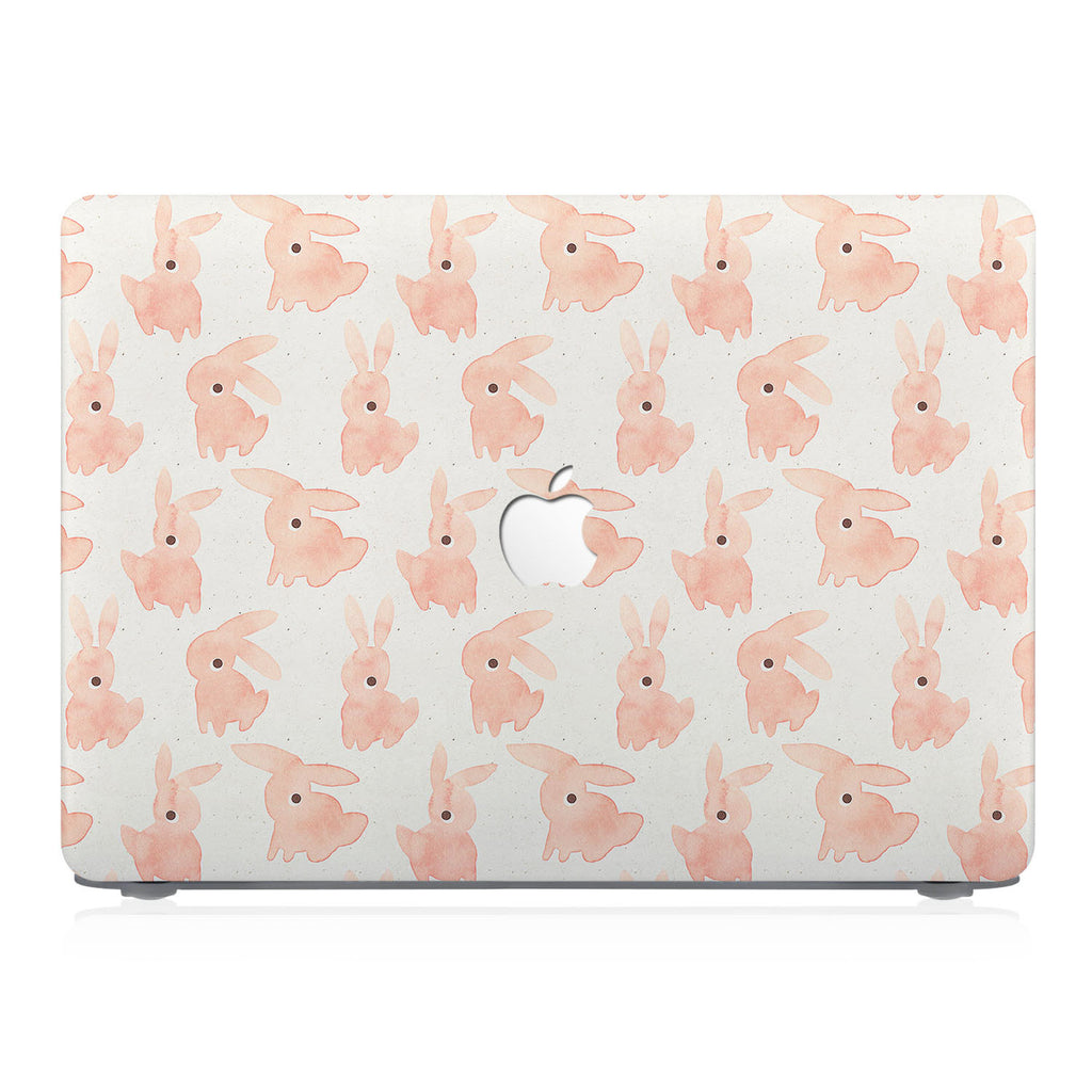 This lightweight, slim hardshell with 7 design is easy to install and fits closely to protect against scratches